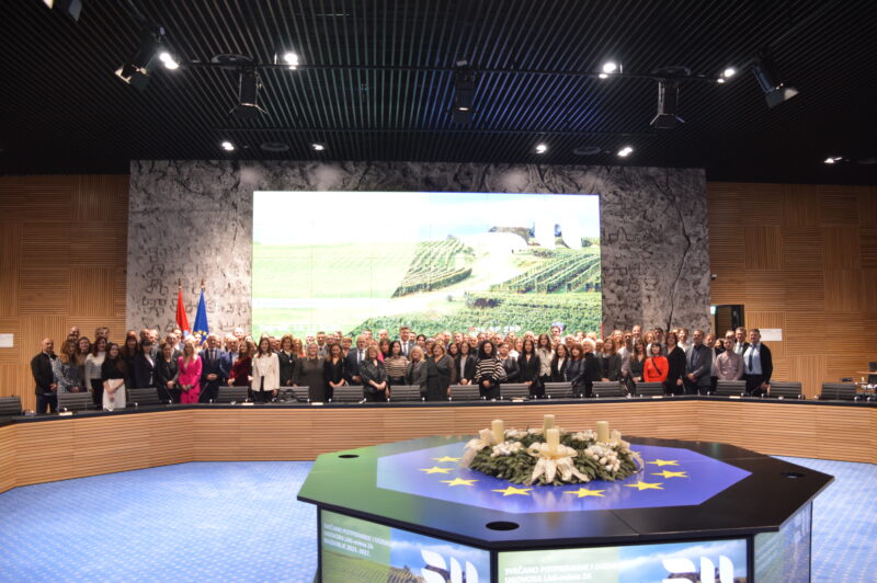 Uručeni ugovori LAG-ovima koji su odabrani za razdoblje 2023.-2027. u vrijednosti od 102,9 milijuna eura